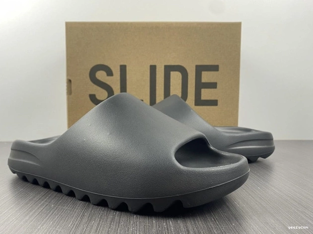 Slide HQ6448 Onyx Yeezy Adidas 0717